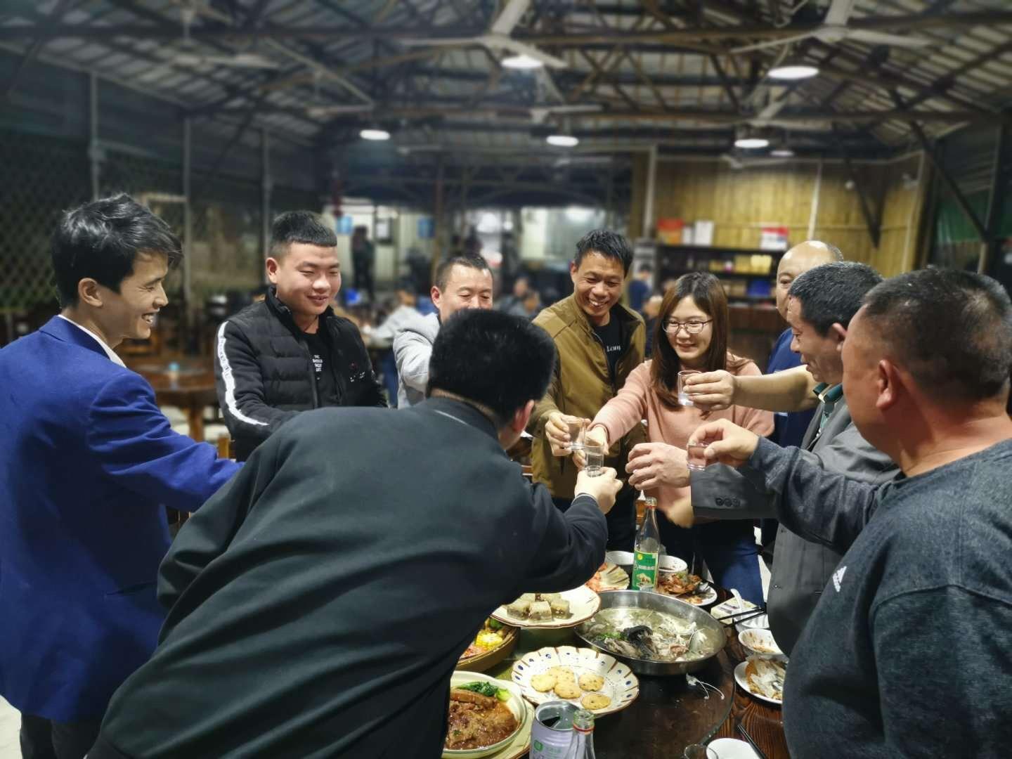 Năm 2018 là một năm đầy những thay đổi tích cực, Kaixin tổ chức một cuộc họp ...