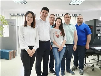 Kaixin ghé thăm khách hàng của chúng tôi ở châu Âu